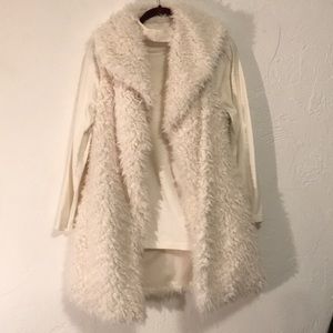Me Jane Faux Fur Vest + Jones New York Turtle neck